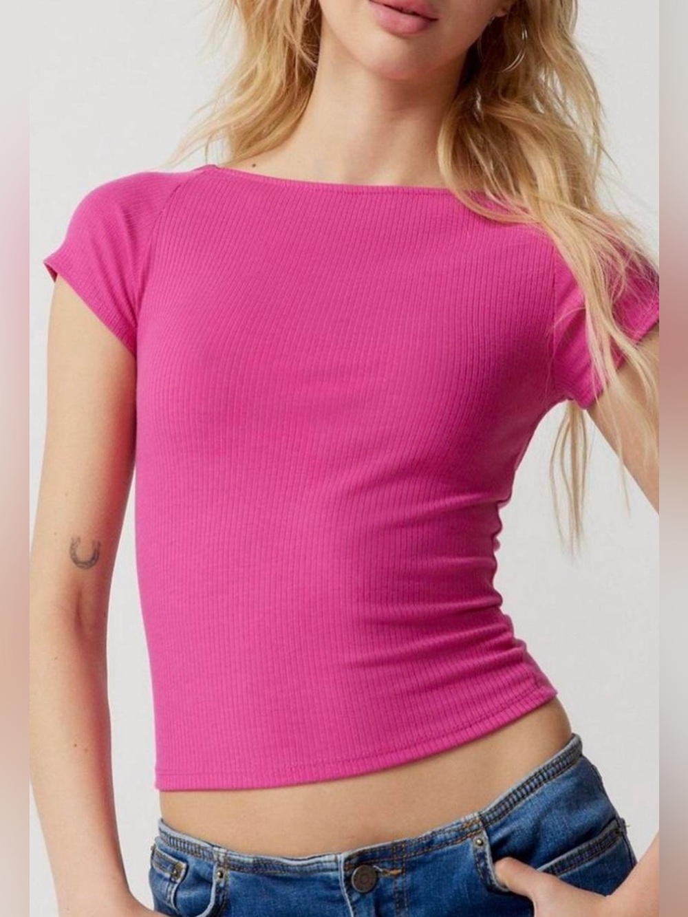 Urban Outfitters Nadia Backless Top Pink, size M, like new!
